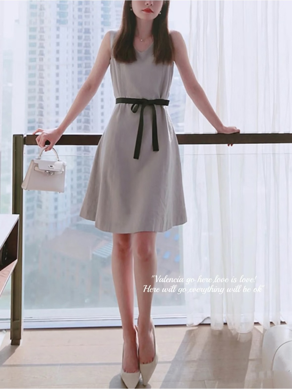 Vintage Light Gray Sleeveless A-Line Dress with Black Tie